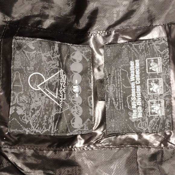 SALE! Awaknd Land All Season Weather Collection 8 Ball Puffer Coat Sz.M - Picture 12 of 16